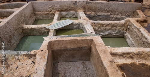 Fotografija Traditional leather tanning pits operated by Berbers in Morocco
