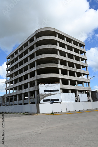 construction of a large building