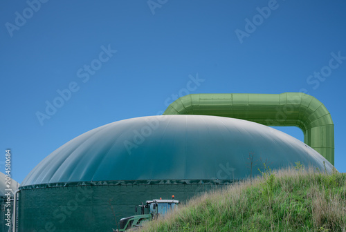 Foto Biogasanlage mit Fernwärmeleitung – Contracting mit einem städtischen Energiever