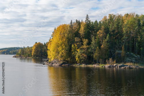 Quadro su tela Ladoga Skerries National Park near the village of Lumivaara on a sunny autumn da