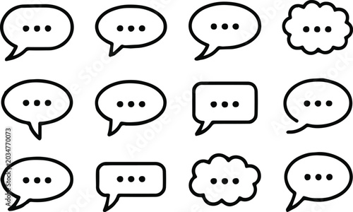 Foto speech bubbles set with black outlines and ellipses