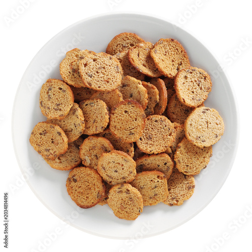 Rye bread chips with seeds