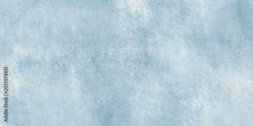 Cuadro en lienzo Soft textured sky-blue watercolor background with cloudy gradients, minimal abstract backdrop
