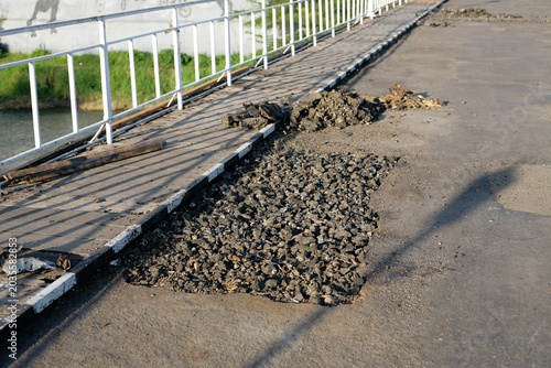 Φωτογραφία Pile of asphalt chunk