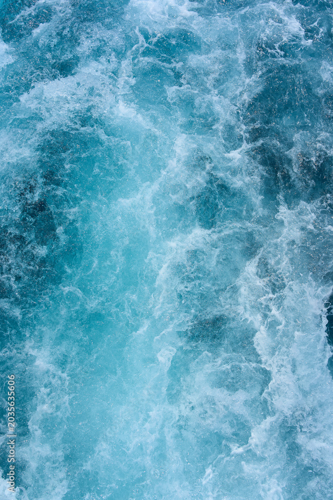 Fototapeta premium Aerial view of the sea wave