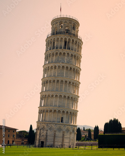 leaning tower of pisa italy