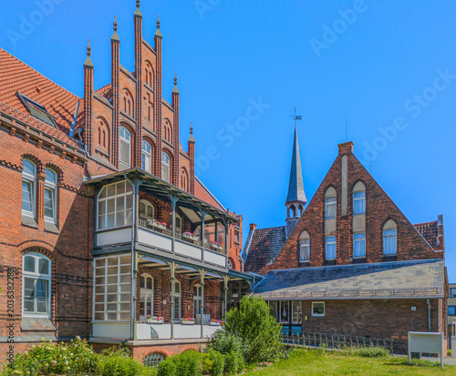 Das Altenzentrum Kirchrode der DIAKOVERE Altenhilfe Henriettenstift gGmbH ist eine traditionsreiche Pflegeeinrichtung im Hannoveraner Stadtteil Kirchrode.