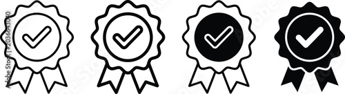 Foto Set of four checkmark rosette ribbons in black and white