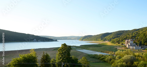Quadro su tela Panorama of Velka Domasa lake in Slovakia