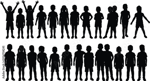 Foto Large group of standing children silhouettes in two rows including boys and girl