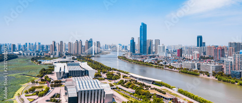 Canvas Print Sunny scenery of Han River in Wuhan, Hubei Province, China