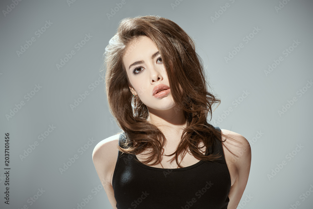 Fototapeta premium Alluring Fashion Minimalism