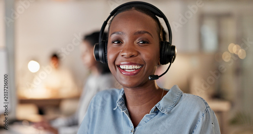 Quadro em tela Telemarketing, happy woman and headset in call center portrait for deal closing, about us or pride