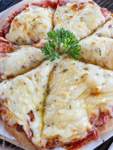Mini Cheese Pizza with Mozzarella and Parsley