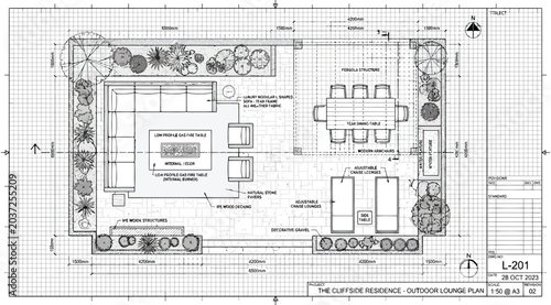Foto Detailed landscape design plan for a residential backyard with fire pit and dini