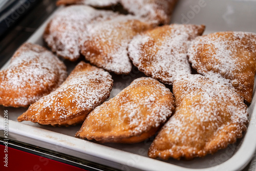 Tableau sur toile Cassatelle, Sicilian ricotta pastries, Mazara del Vallo, free municipal consorti
