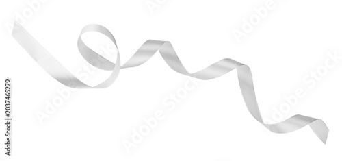 фотографія Silvery ribbon satin bow curly scroll isolated on a transparent background
