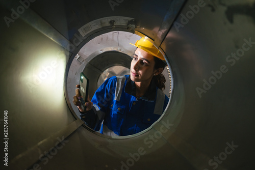 Obraz na płótnie Industrial Factory Workflow And Metal Sheet Operations With Engineers And Worker
