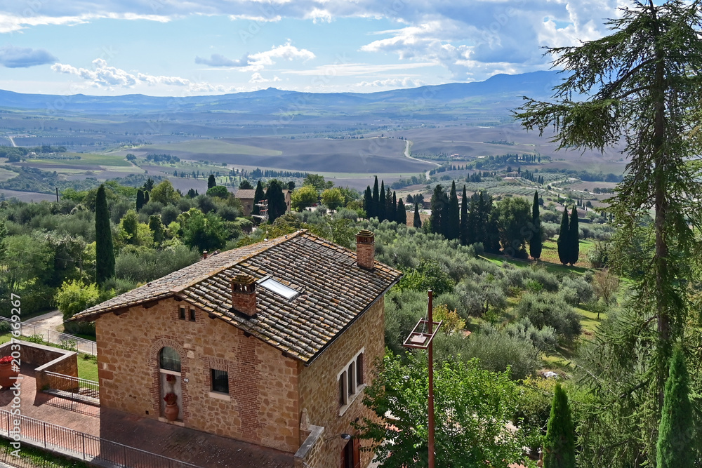 Naklejka premium Pienza, le colline della Val d'Orcia dalla loggia di Palazzo Piccolomini, Val d'Orcia, Toscana