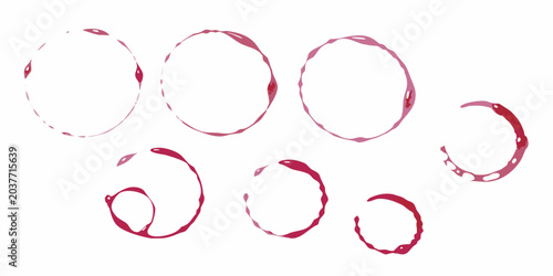Foto Wine ring stains five circular marks on a white background
