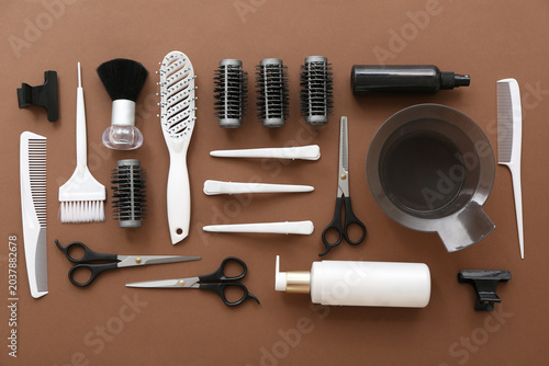 Different hairdresser's acc...