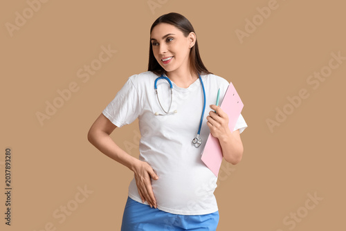 Beautiful young pregnant do...