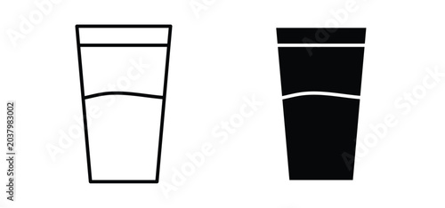 Foto Half Glass vector icon set black filled and outlined style.