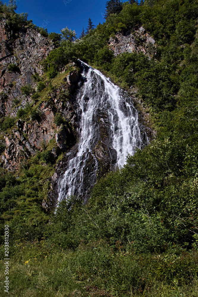Φωτογραφία Horsetail Falls near Valdez
