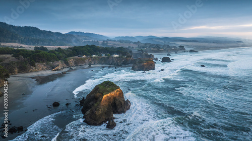 Photos Aerial view of the natural scenery of the Pacific coastline of Fort Bragg, California, USA