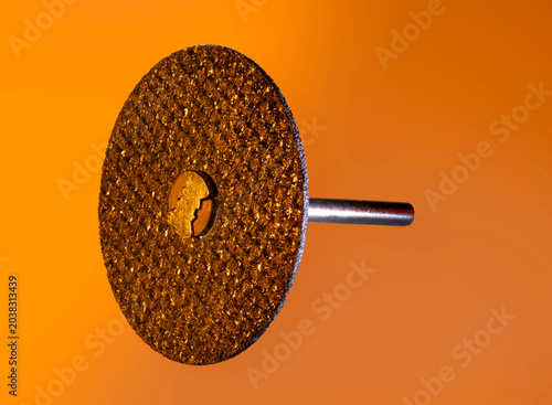 Fresa effetto luce arancione
