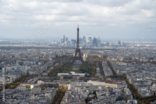 Bild auf Leinwand Paris skyline with Eiffel Tower from Montparnasse Tower viewpoint