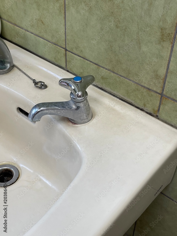 Fototapeta premium modern bathroom sink