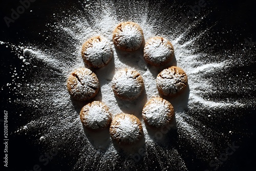 iced sugar on cookies