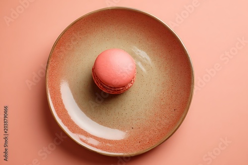 one macron on plate