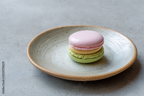 one macron on plate