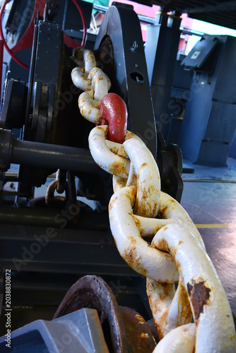 Ankerkette auf einem Containerschiff