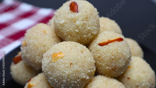 Traditional Rava Ladoo on Plate | Homemade Indian Semolina Sweet | homemade Rava Ladoo (Sooji Laddu)