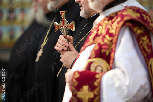 Fotografi Clergy in black religious vestments