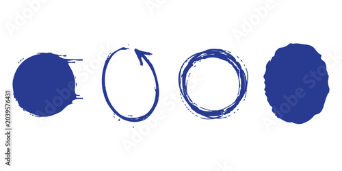 Tableau sur toile Set of four blue hand drawn circles and paint blotches with rough texture
