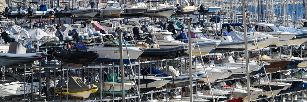 Fototapeta premium Parking à bateaux 