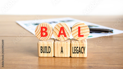 Konstfotografi BAL build a legacy symbol