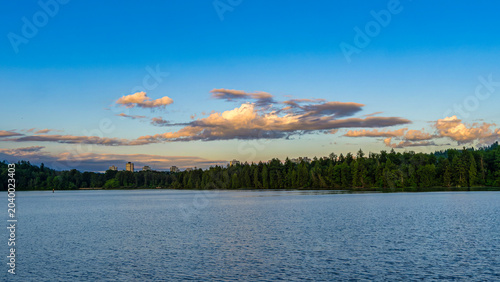 Foto Golden hour at Rocky Point Park in Port Moody, BC Canada