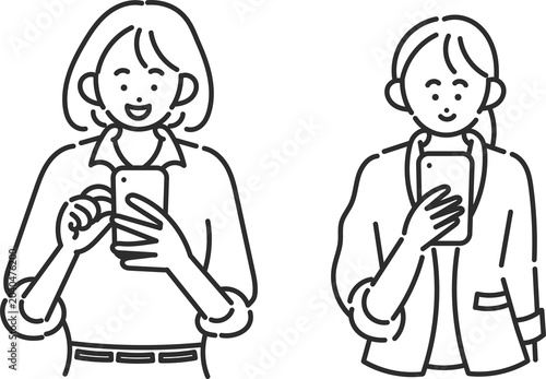 スマートフォンを操作するビジネスウーマンのイラスト素材セット　線画のみ