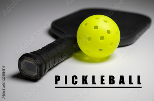 Photos Pickleball and paddle