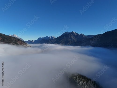 steirisches Ennstal versinkt im Nebelmeer