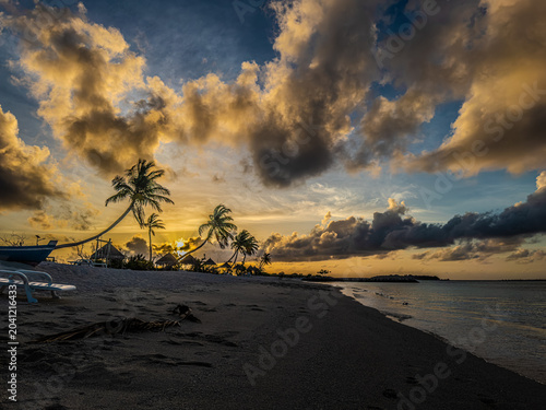 Картината върху платно Sunset in Maldives island