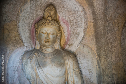 Cuadro en lienzo Taiyuan, China - May 7 2026: Ancient Buddhist statue in the Tianlong Mountain Gr