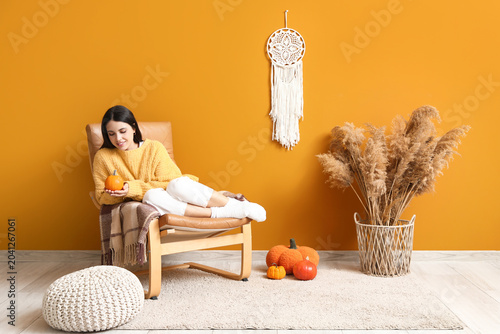 Young happy woman with pump...