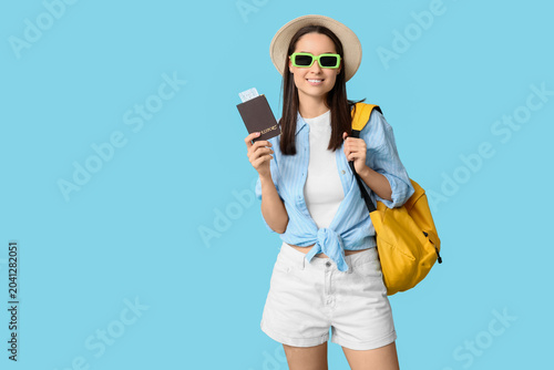 Young happy woman in hat an...