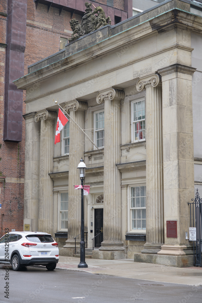 Naklejka premium Old Toronto Post Office (1853; 10 Toronto Street), a Greek Revival landmark designed by Cumberland and Ridout for the Province of Canada, later served as the Bank of Canada